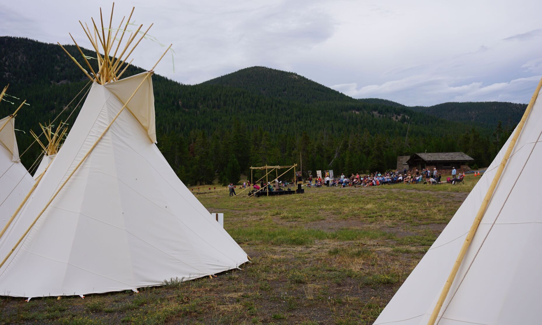 Ystone Teepee Stage
